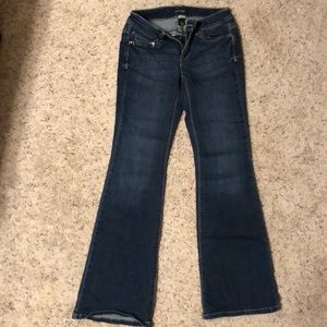 White House black market Blanca jeans